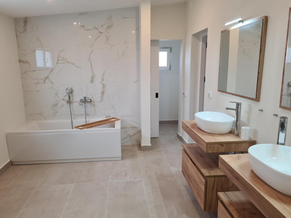 לאגוּ‏ש Quinta Omorka Suites מראה חיצוני תמונה